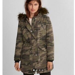 NWOT Express faux fur Parka coat